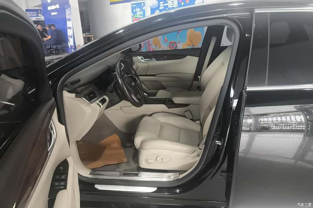 Cadillac XTS, 2017 9
