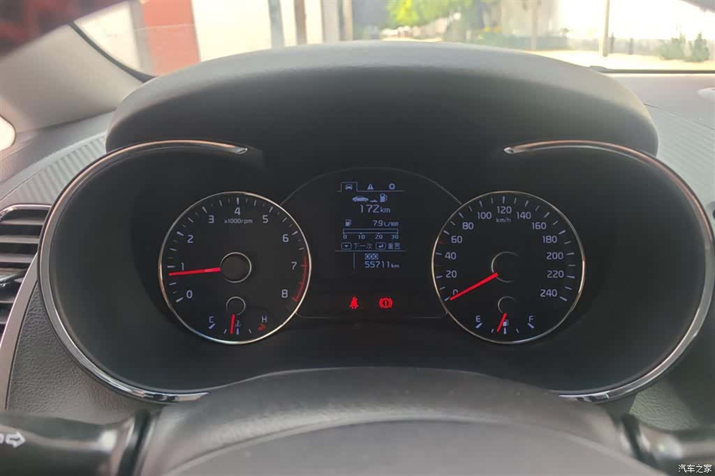 Kia K3, 2015 14