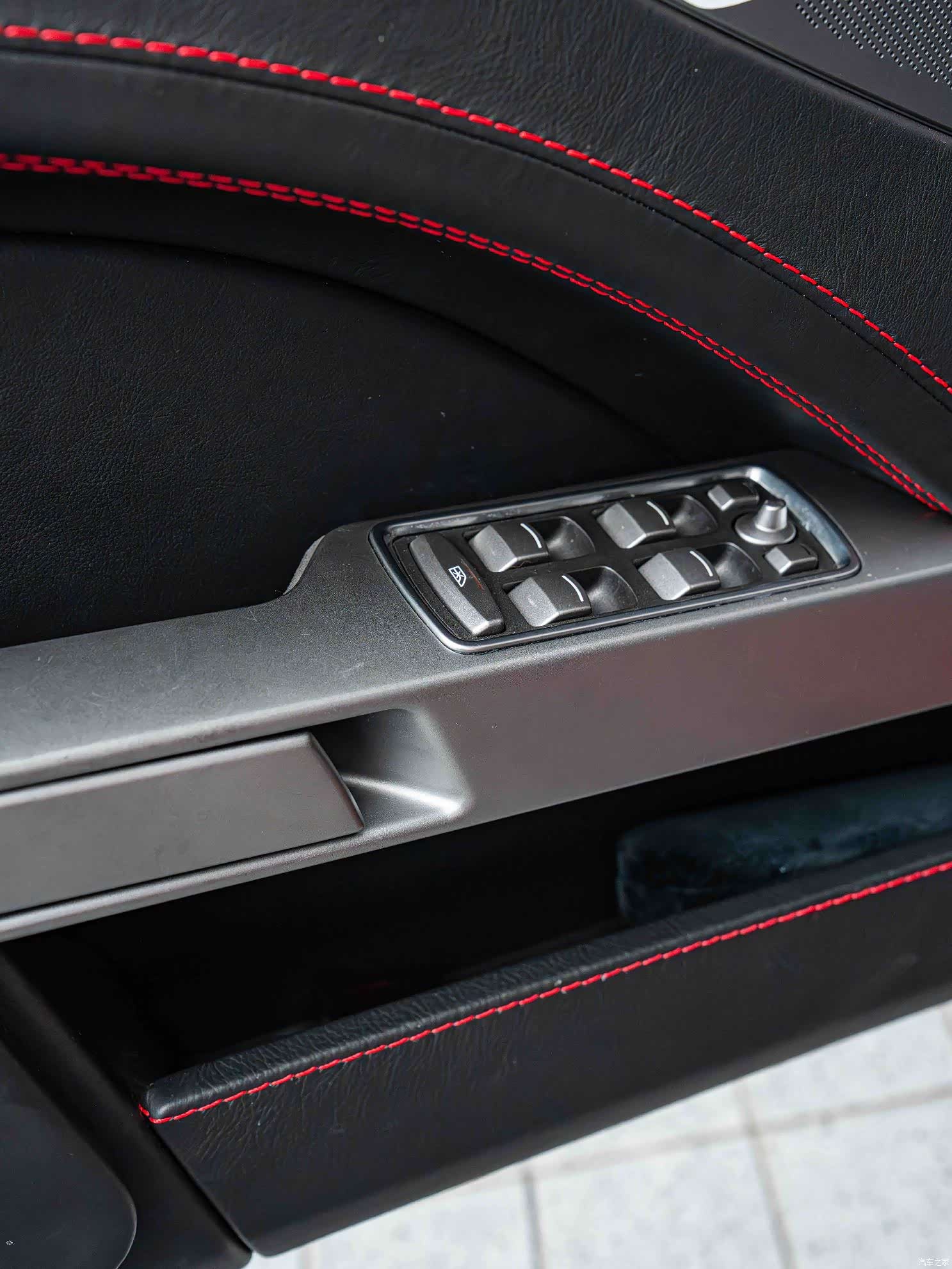 Aston Martin Rapide, 2014 17