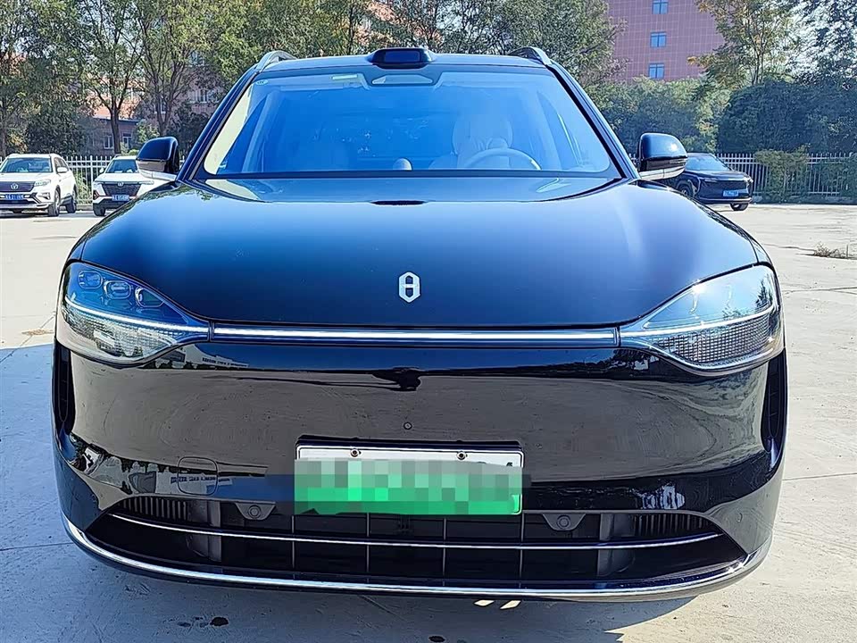 AITO Ask the world M9