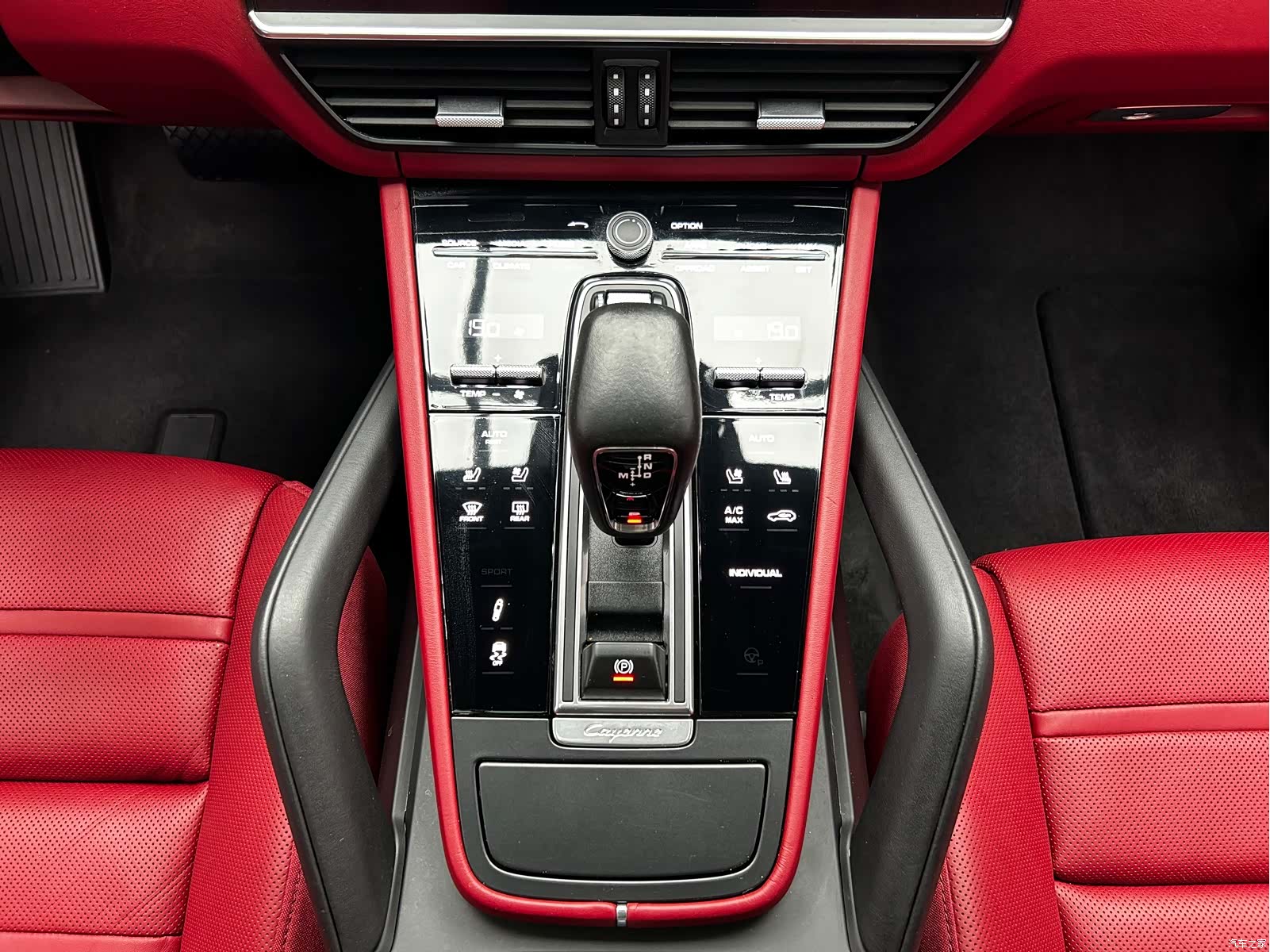 Porsche Cayenne, 2023 18