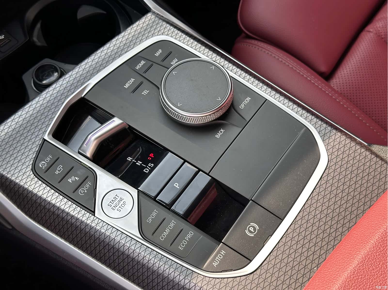 BMW 3 Series, 2024 все фото