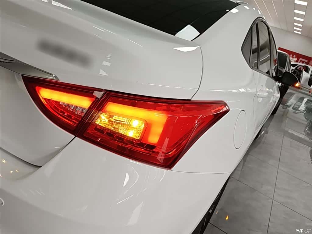 Chery 5, 2022 8