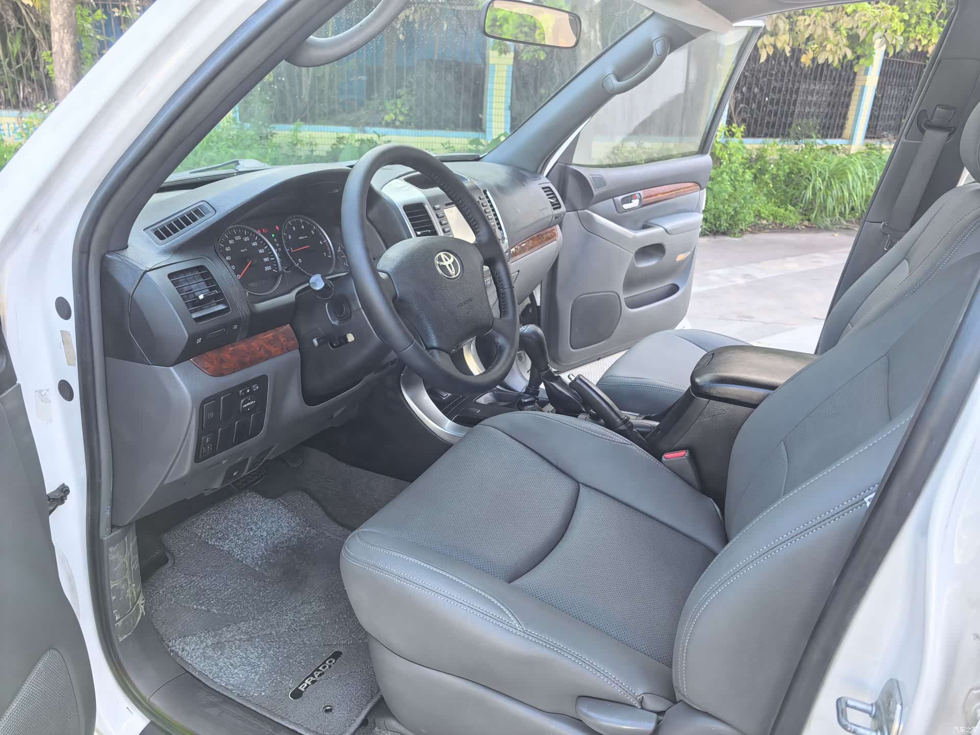 Toyota Prado, 2008 14