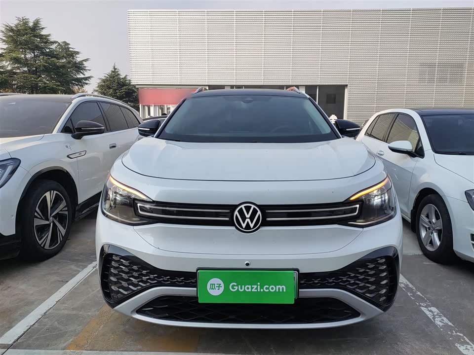 Volkswagen ID.6 CROZZ