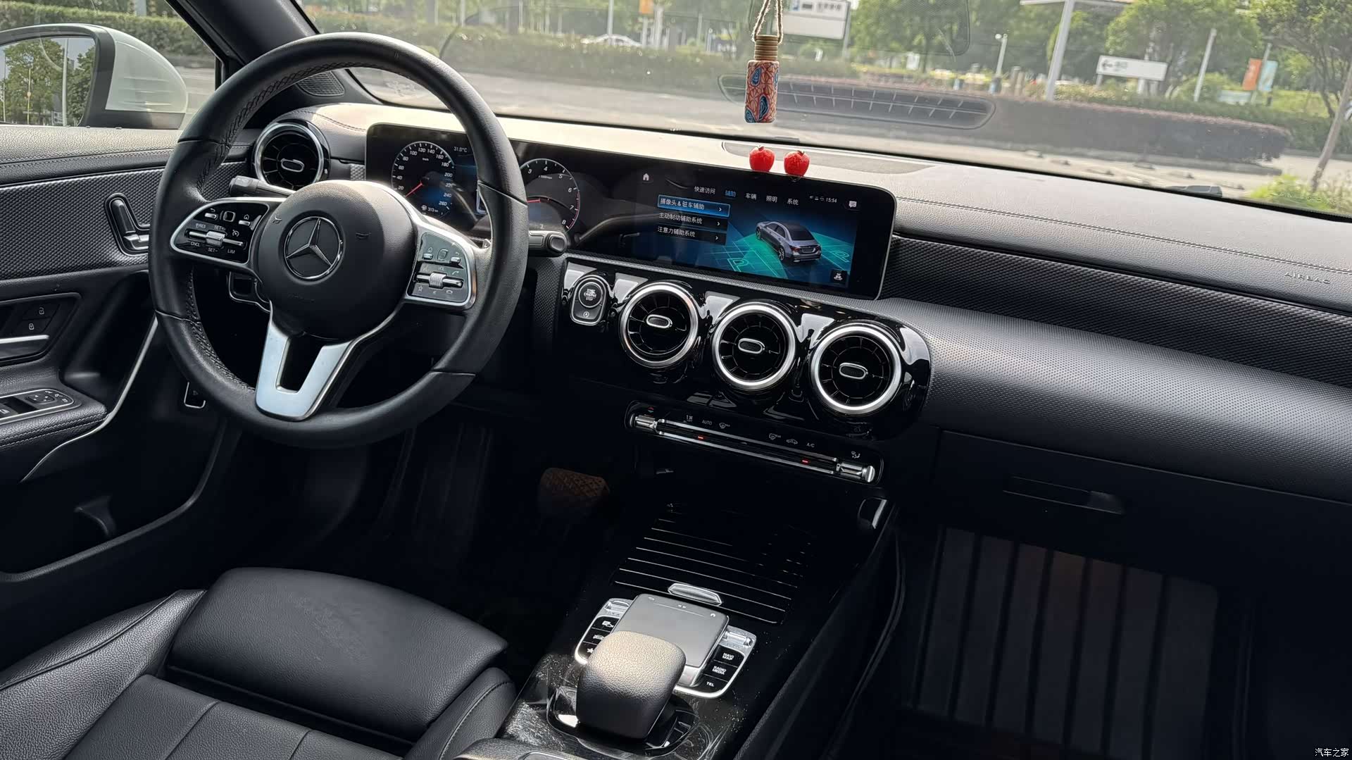 Mercedes-Benz A-Class, 2019 9