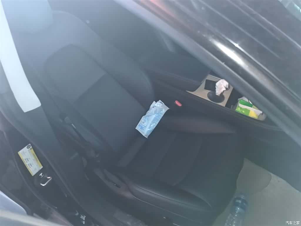 Tesla Model 3, 2023 25