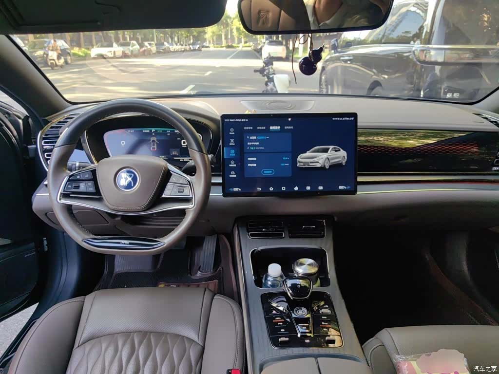 BYD Han, 2022 6