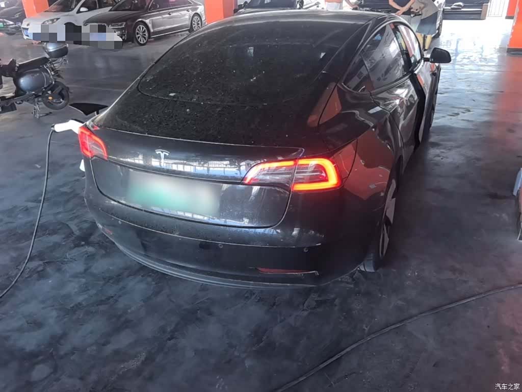 Tesla Model 3, 2023 7
