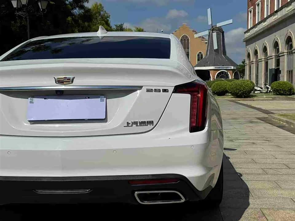 Cadillac CT5