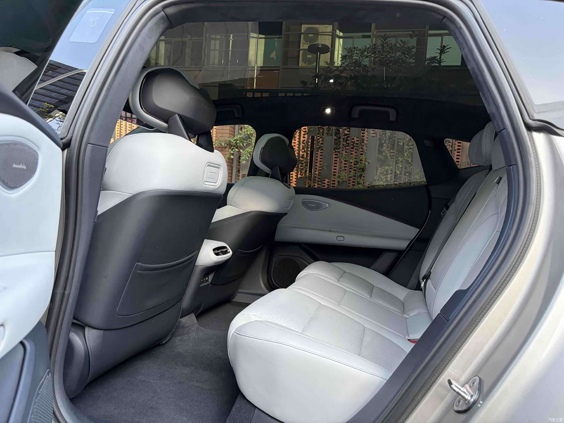 Lynk & Co Z10, 2024 10