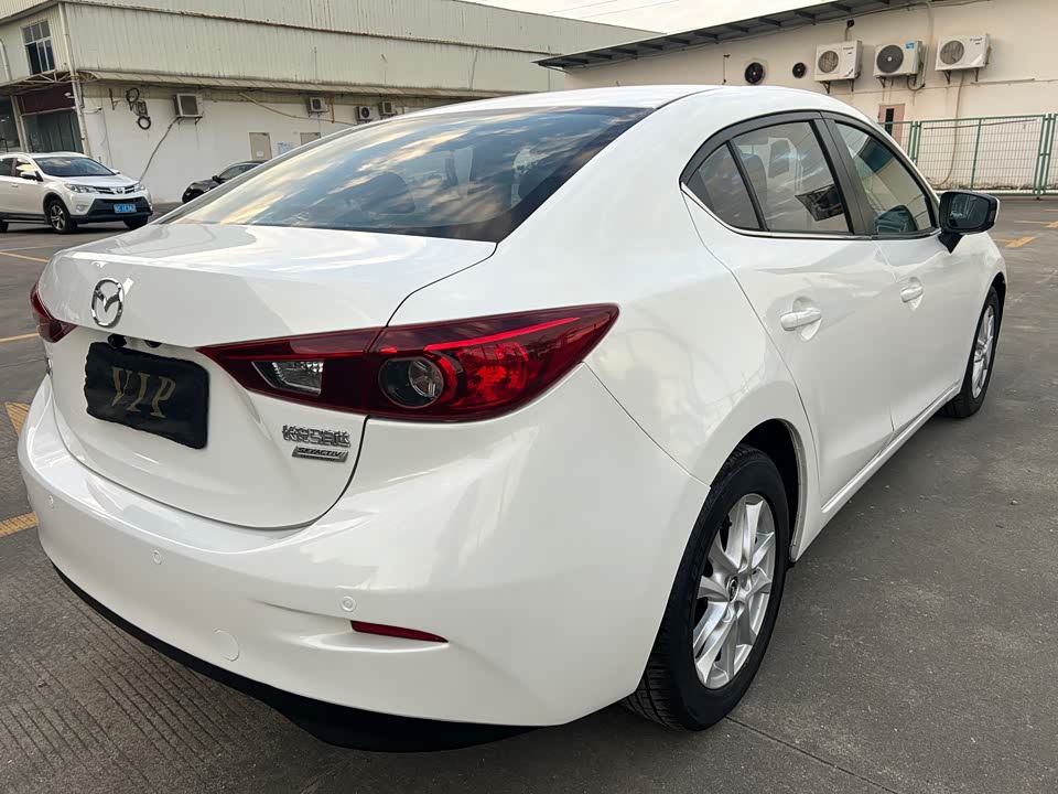 Mazda 3 Angkesaila