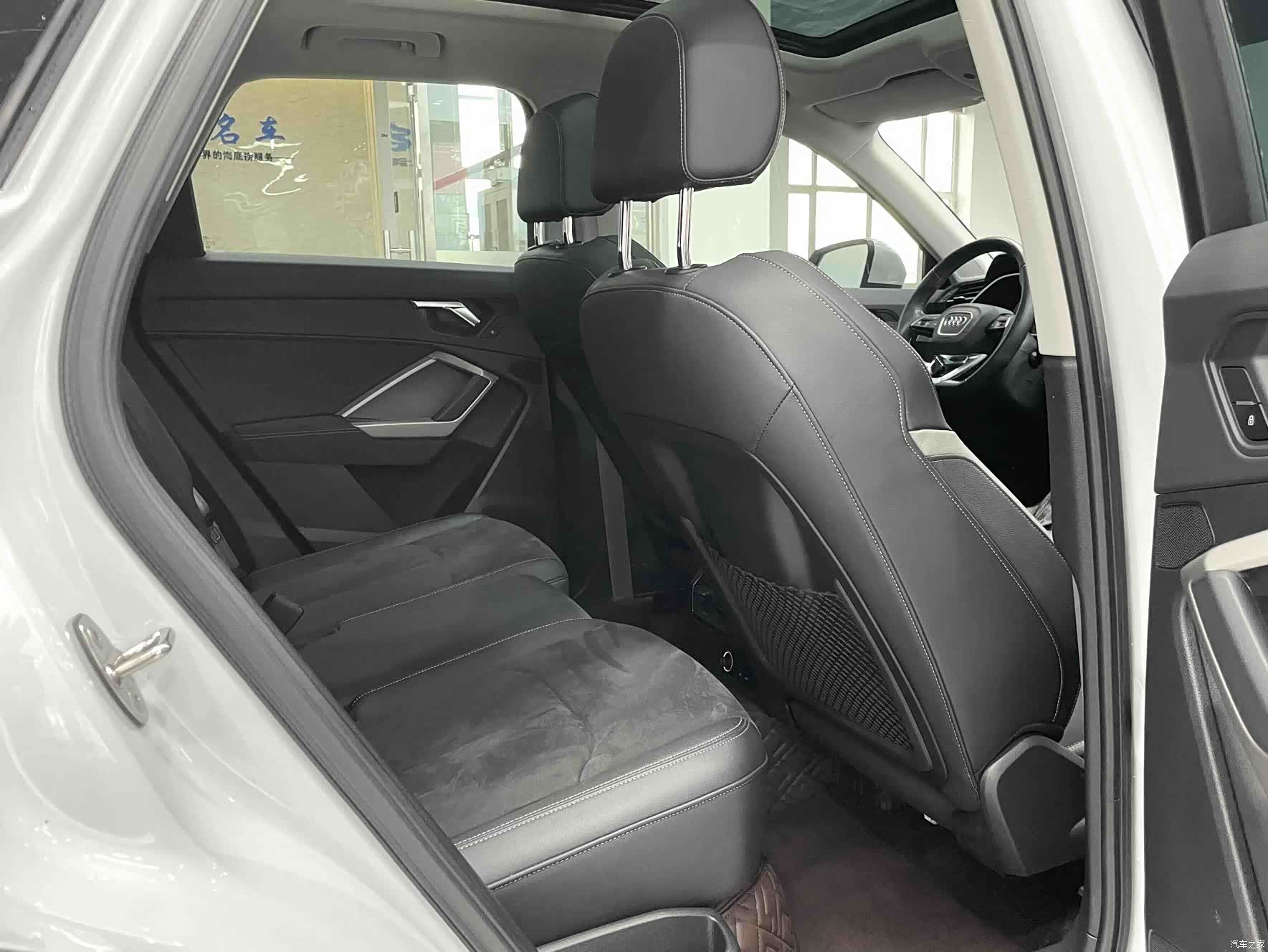 Audi Q3, 2022 13