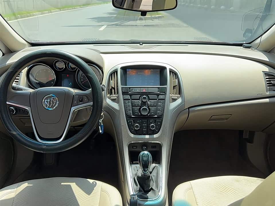 Buick Yinglang