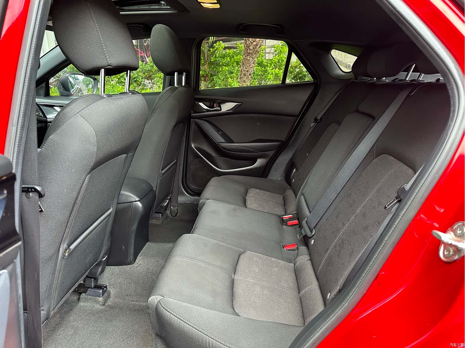 Mazda CX-4, 2021 25