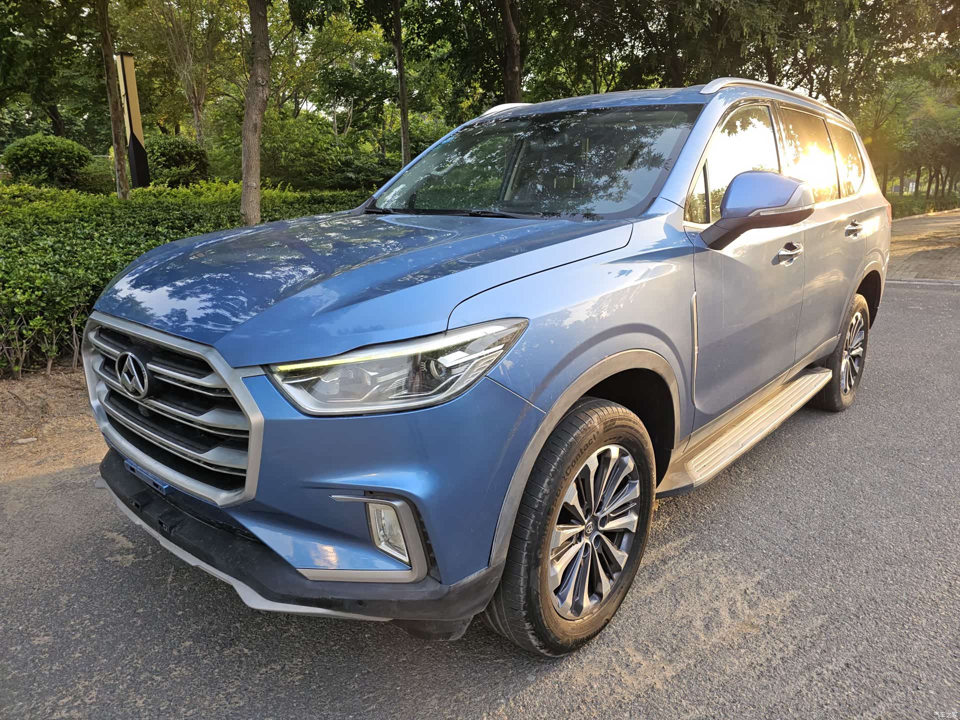 Maxus D90, 2019 1