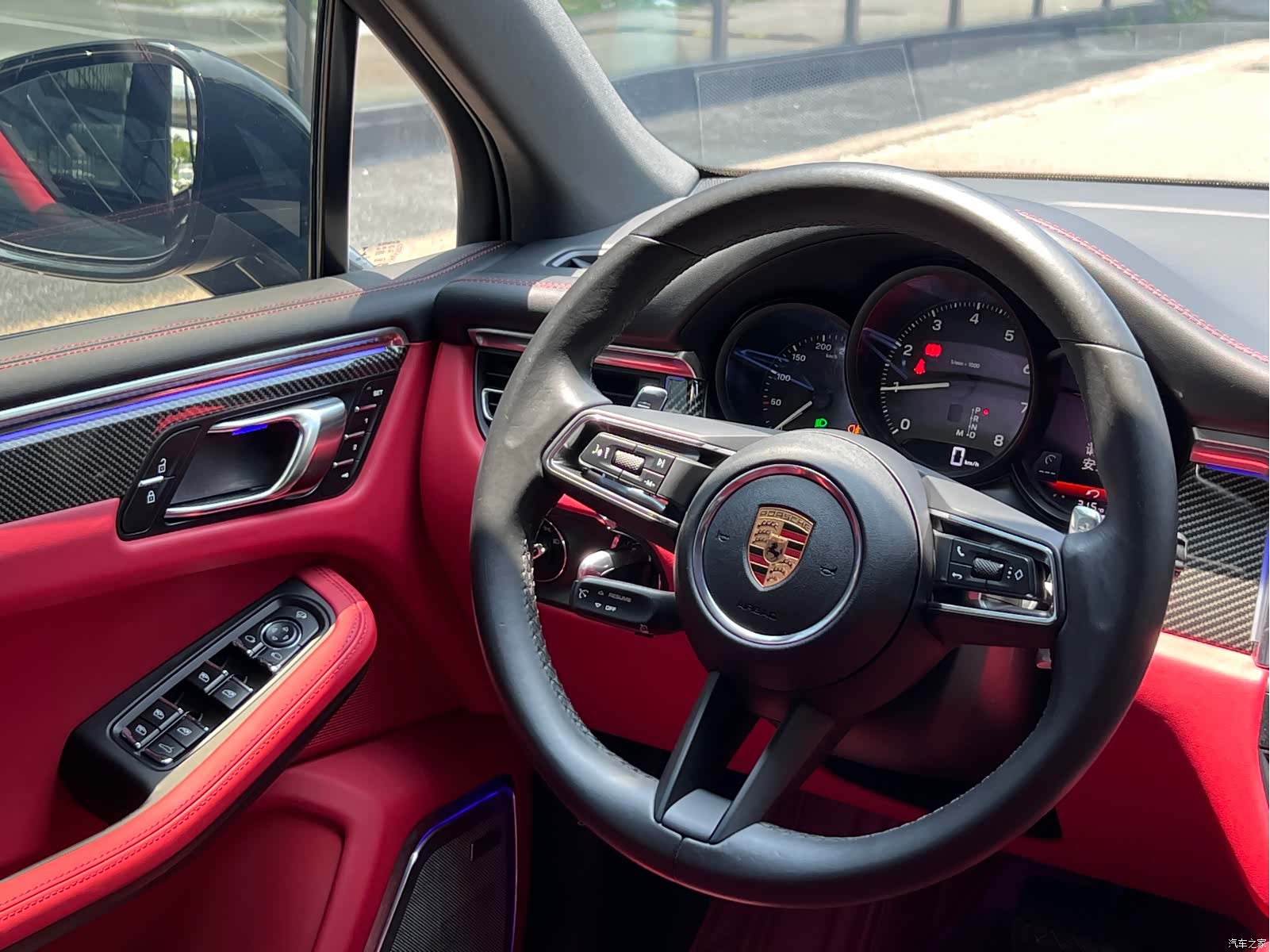 Porsche Macan, 2022 8