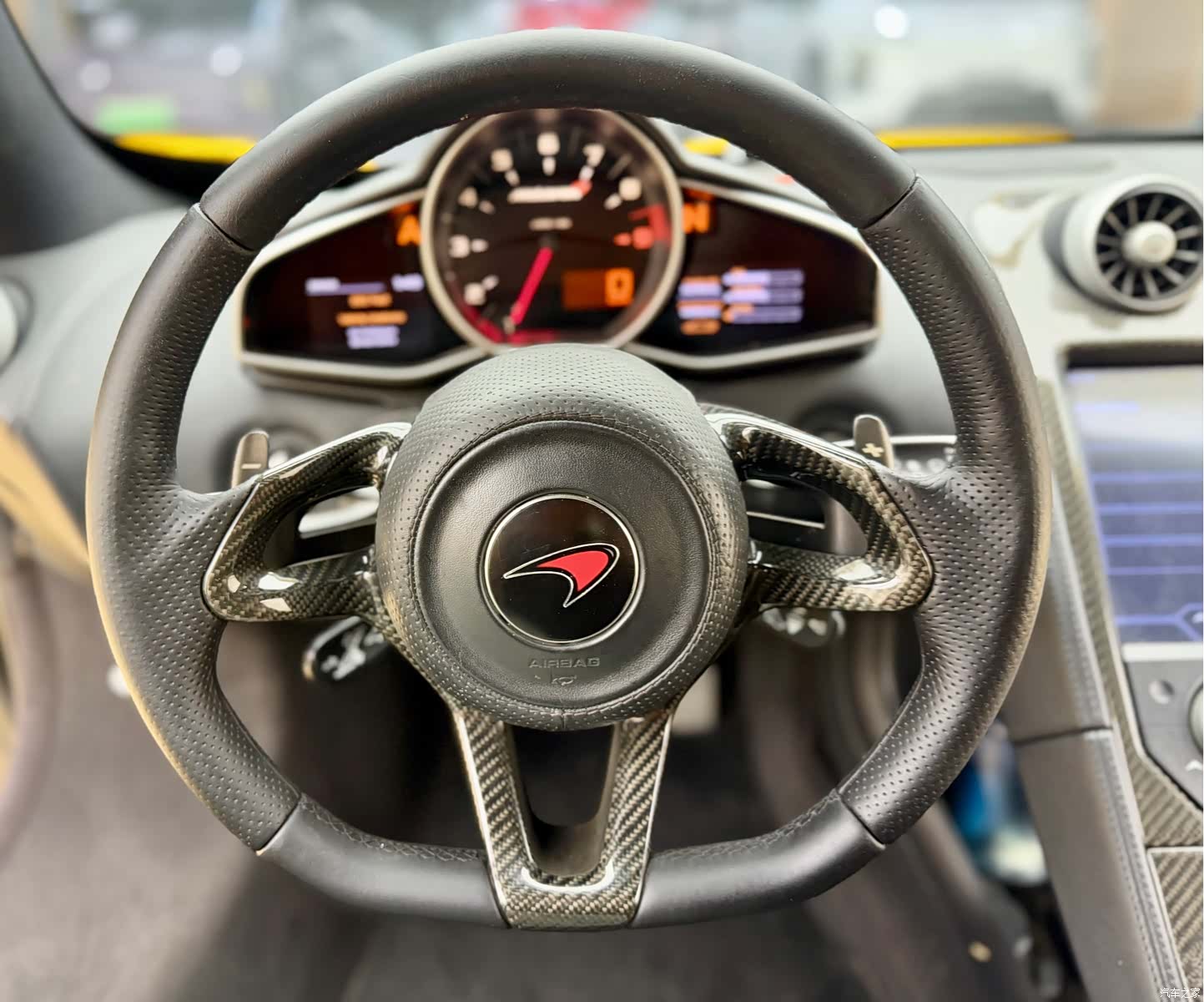 McLaren 12C, 2014 16