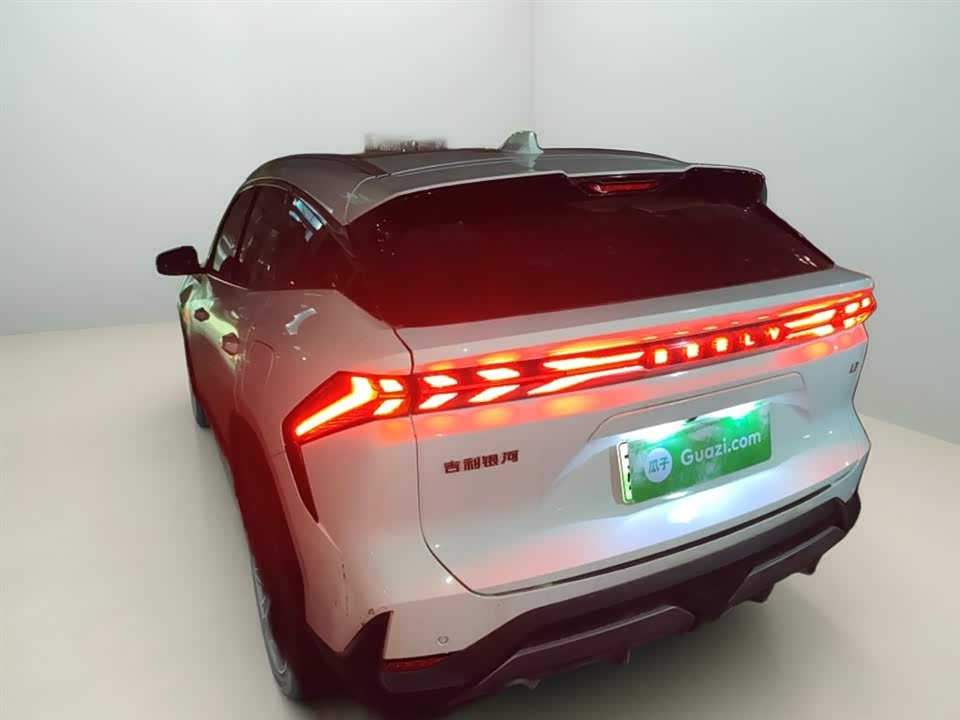 Geely Galaxy Galaxy L7