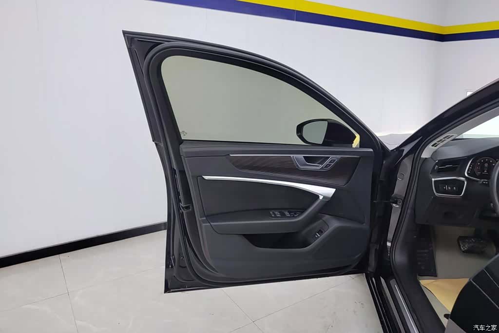 Audi A6L, 2023 7
