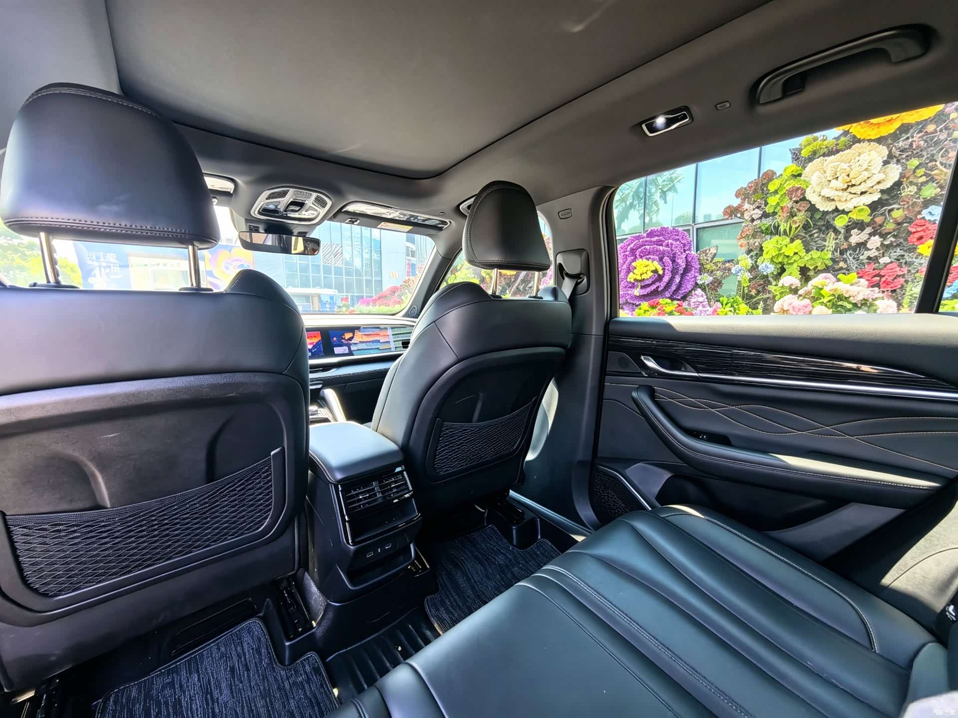 Geely Xingyue L, 2024 14