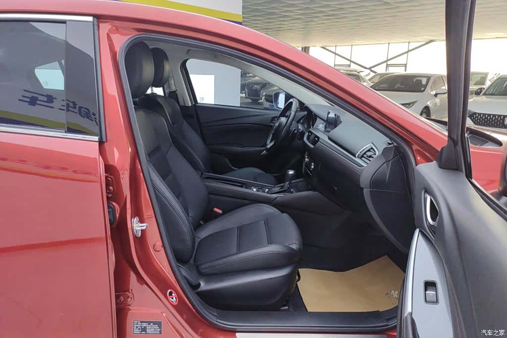 Mazda Atenza, 2018 8