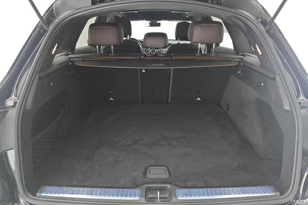 Mercedes-Benz GLC, 2021 4