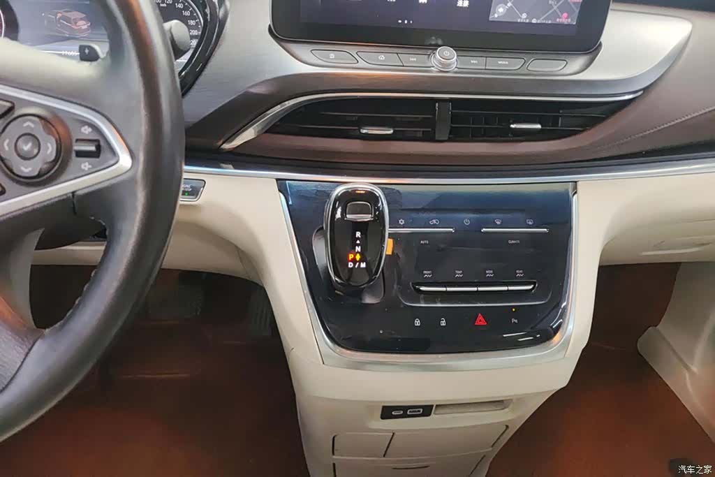 Buick GL8, 2020 16