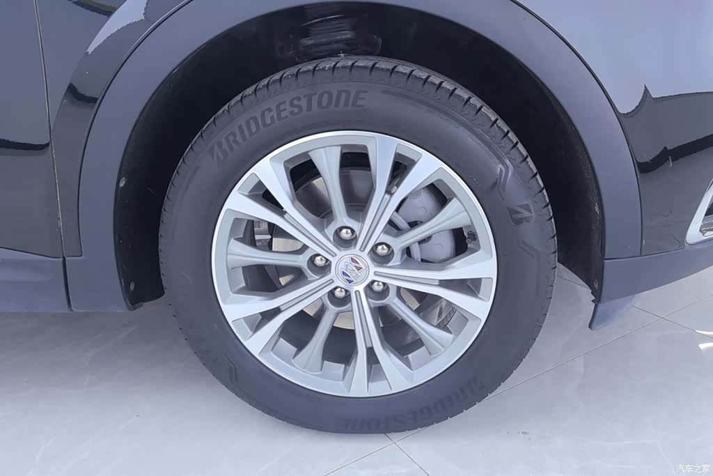 Buick Envision Plus, 2023 6