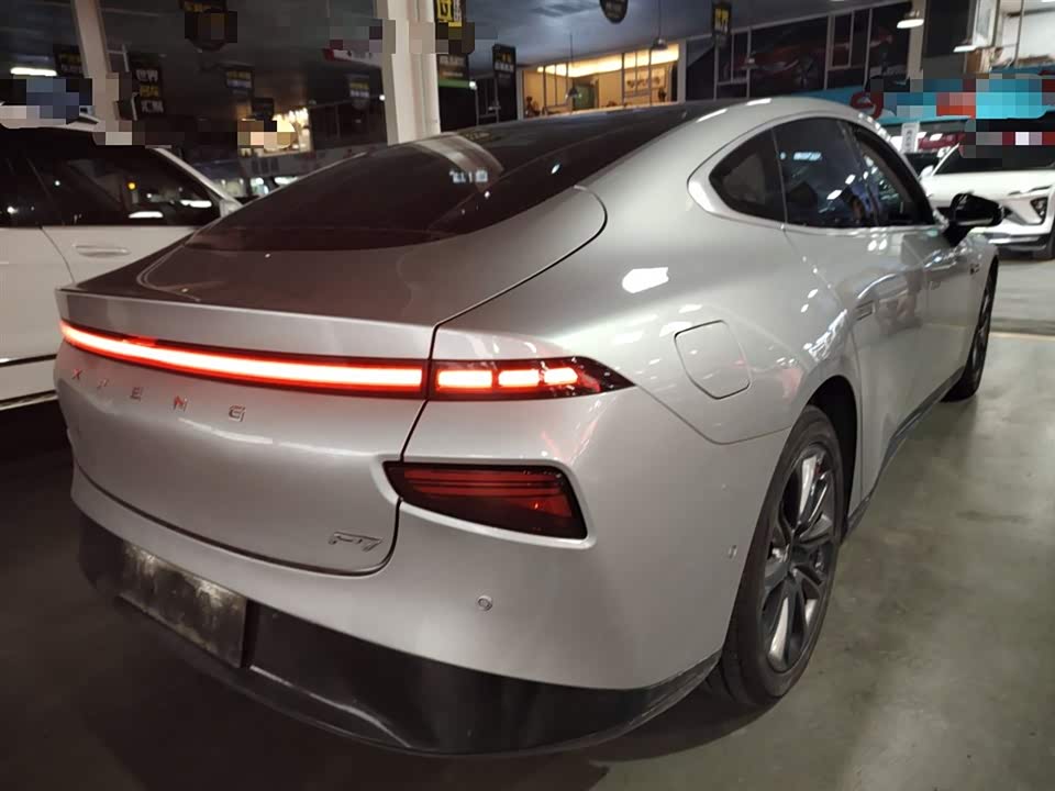 XPENG P7 XPENG P7