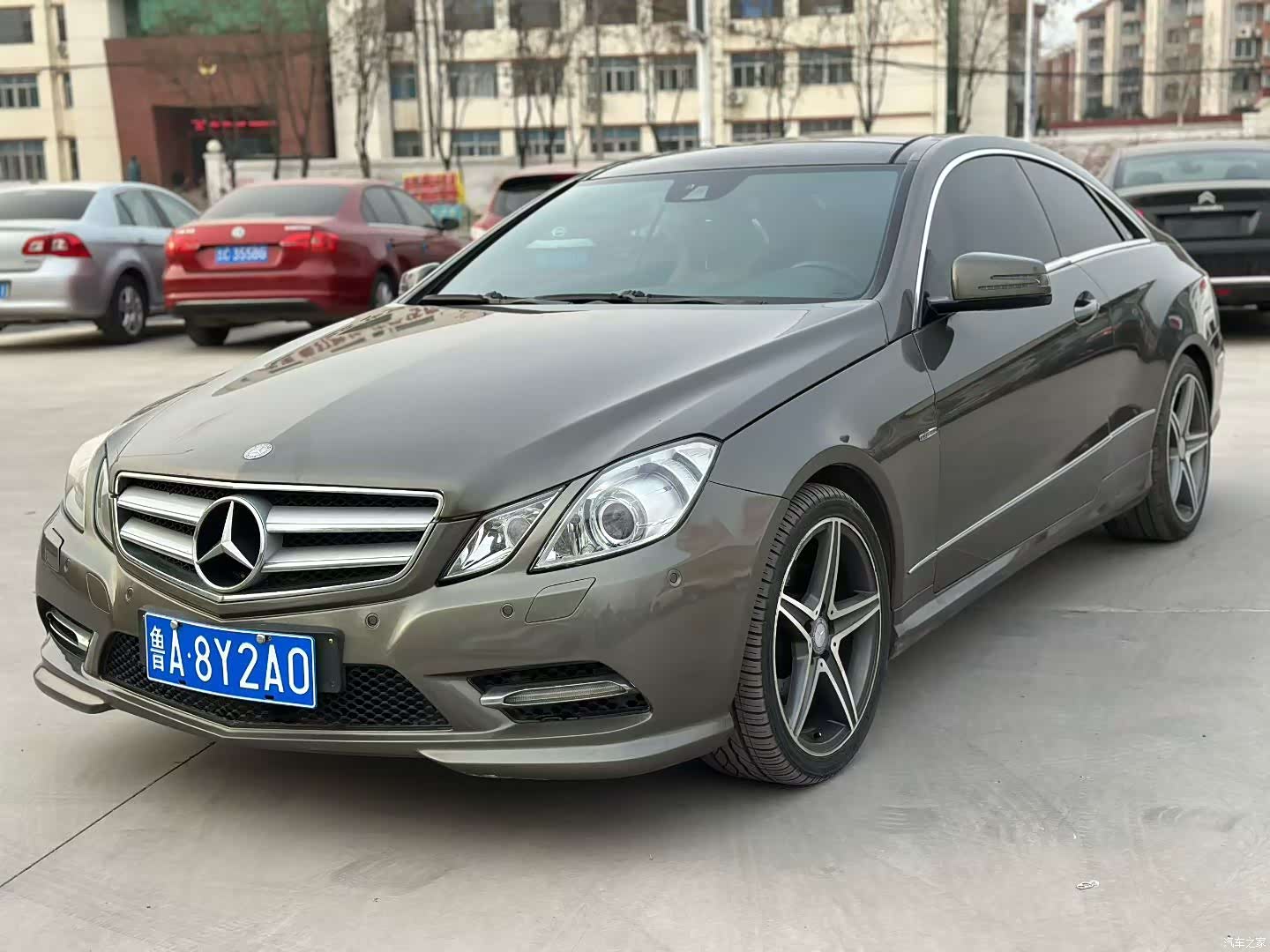 Mercedes-Benz E-Class, 2012 1