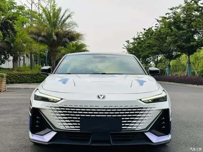 Changan UNI-V, 2022 2