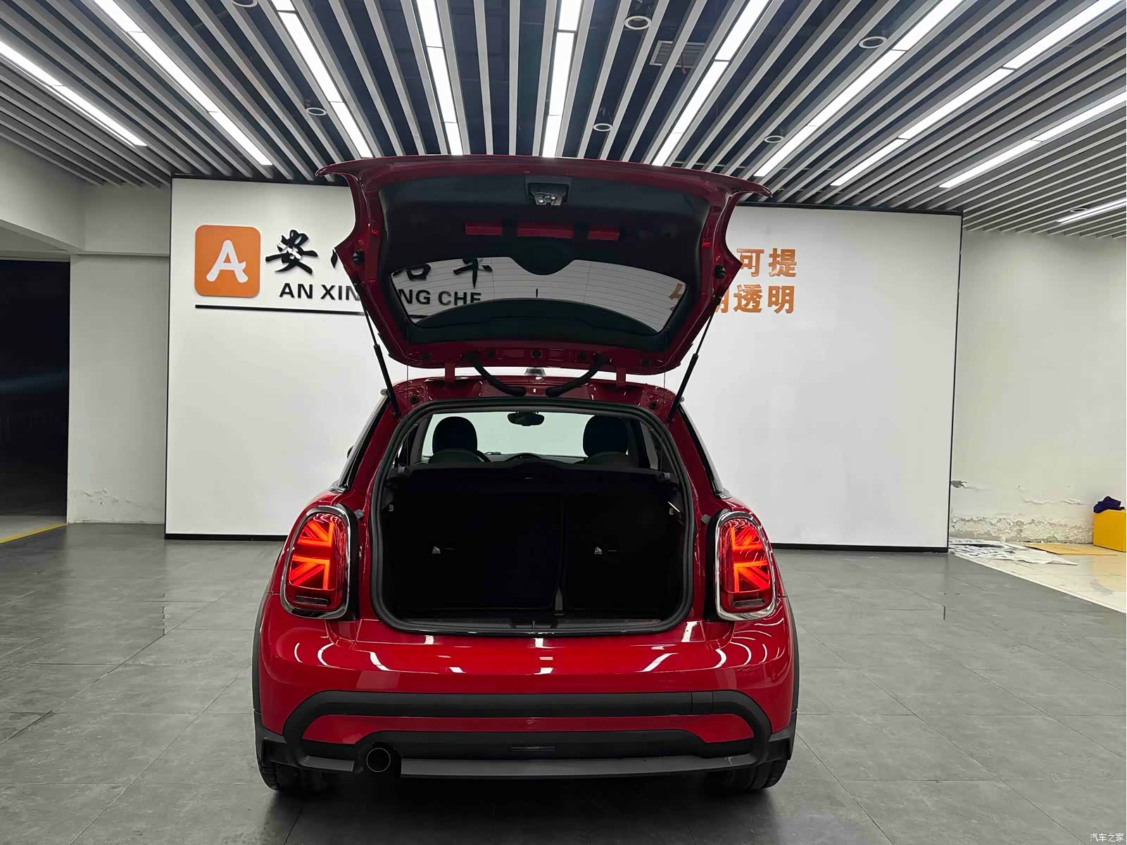 Mini ONE, 2021 все фото