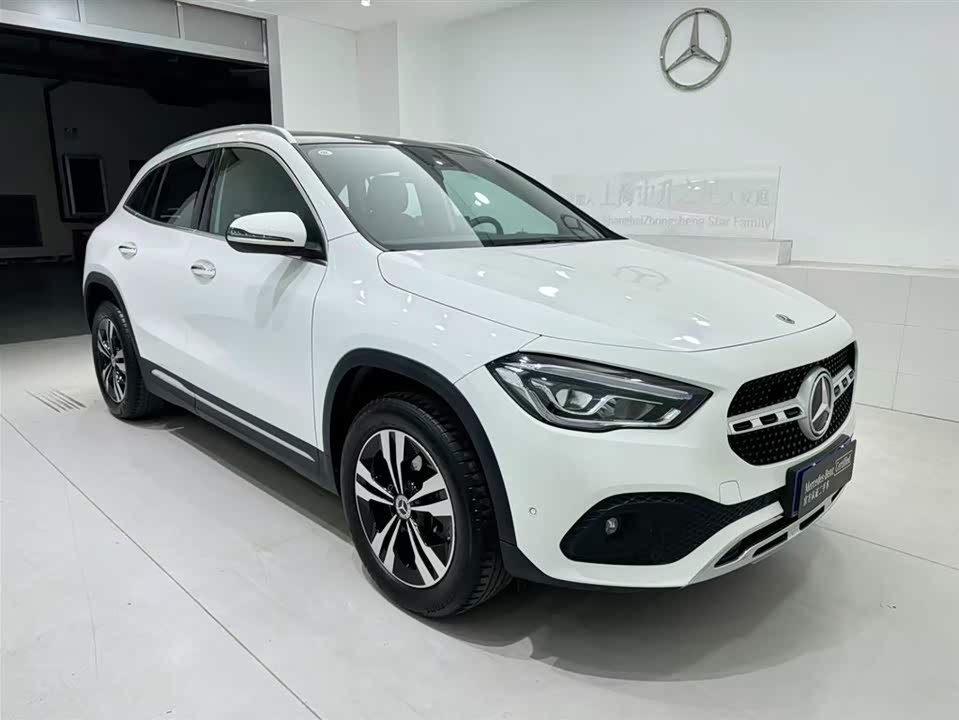 Mercedes-Benz GLA