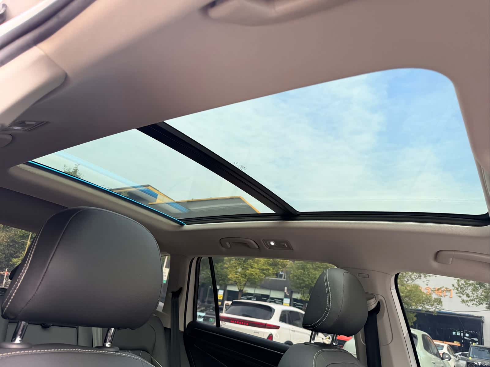Volkswagen Tiguan L, 2022 15
