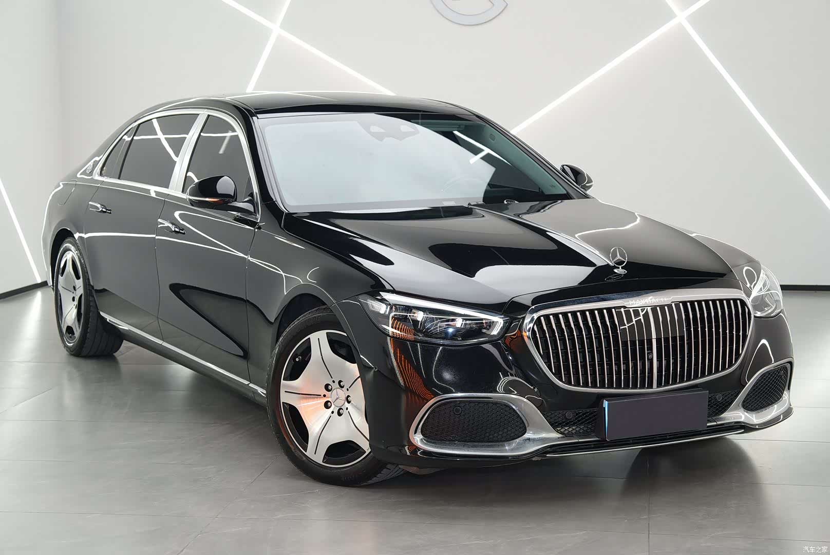 Maybach S-Class, 2023 4