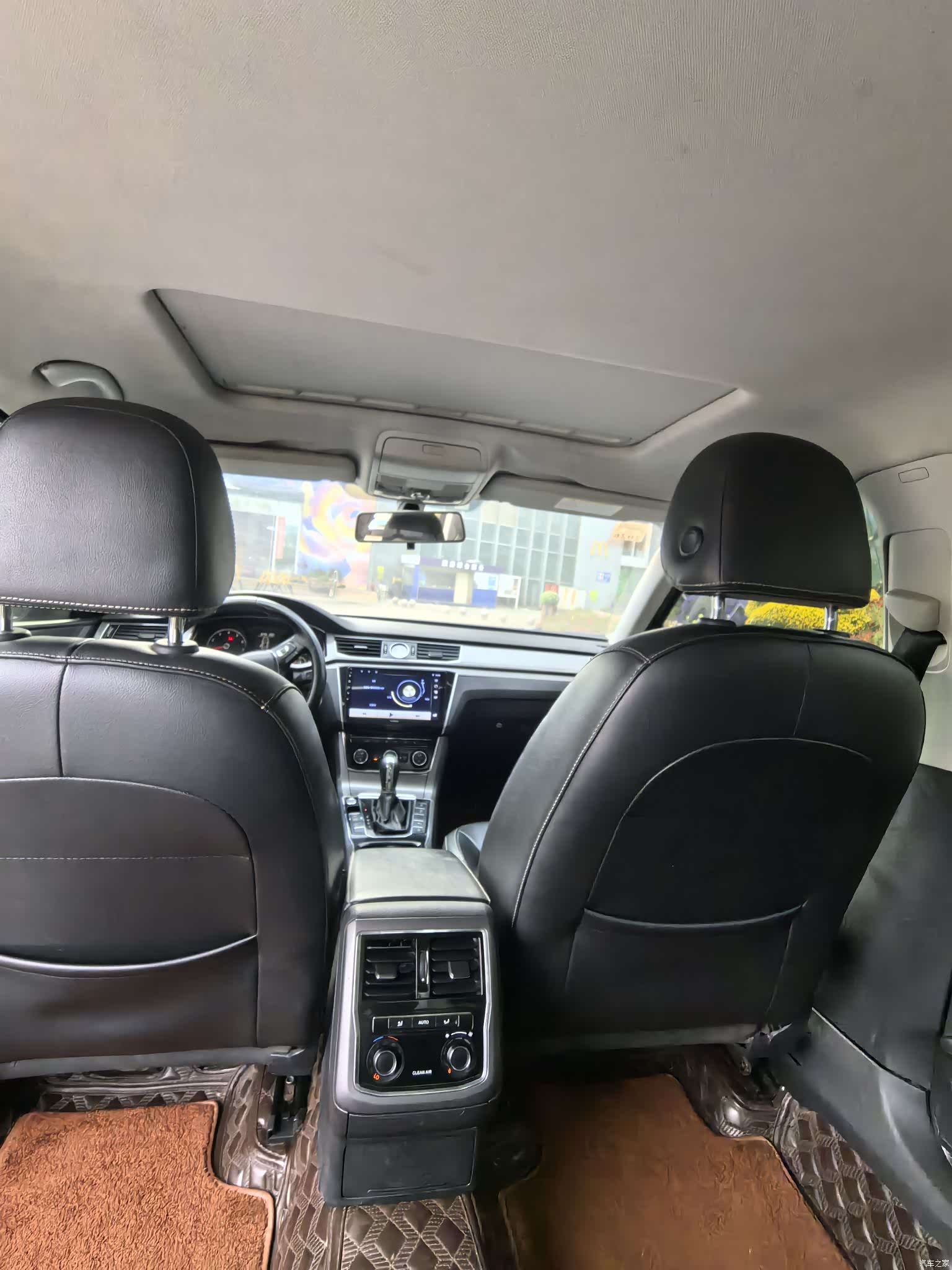 Volkswagen Passat, 2018 10