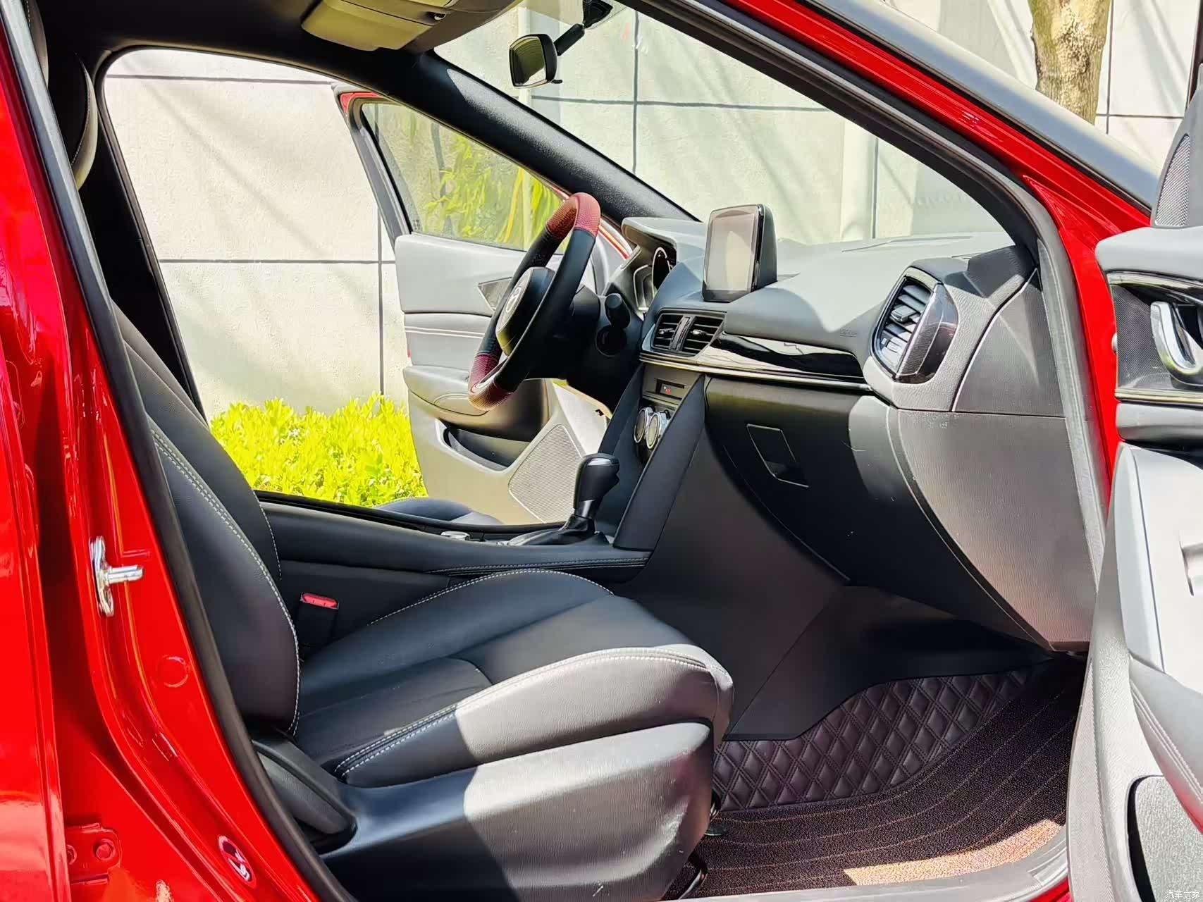Mazda CX-4, 2020 13