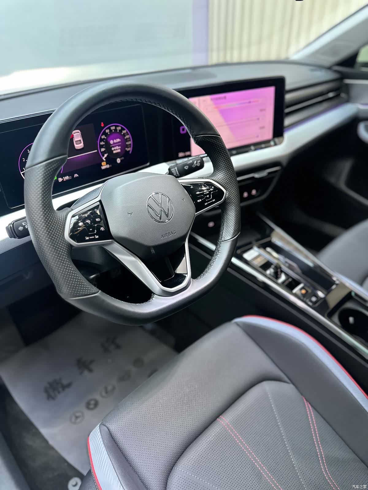 Volkswagen Lamando, 2023 все фото