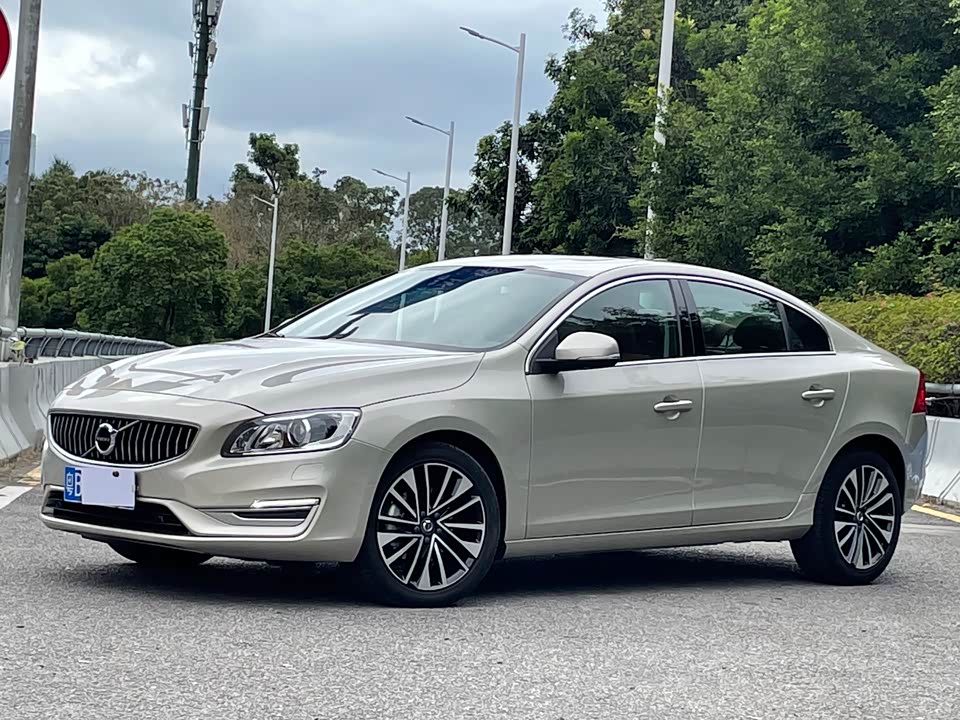 Volvo S60