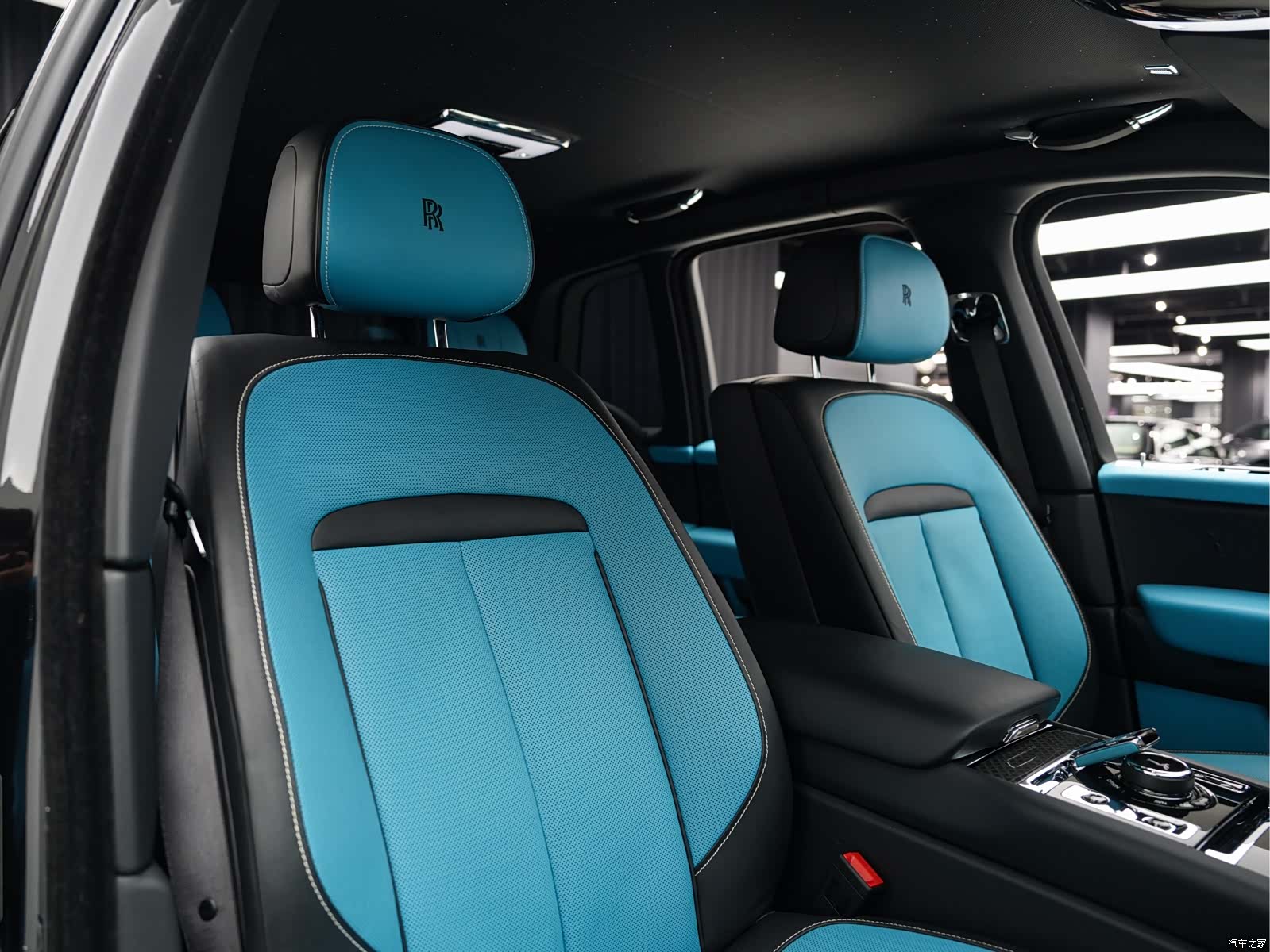 Rolls-Royce Cullinan, 2022 21