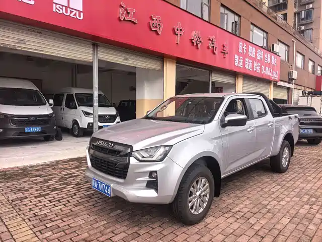 Isuzu D-MAX 2026 — купить из Китая под заказ