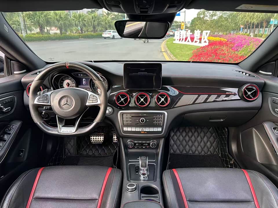 Mercedes-Benz CLA AMG