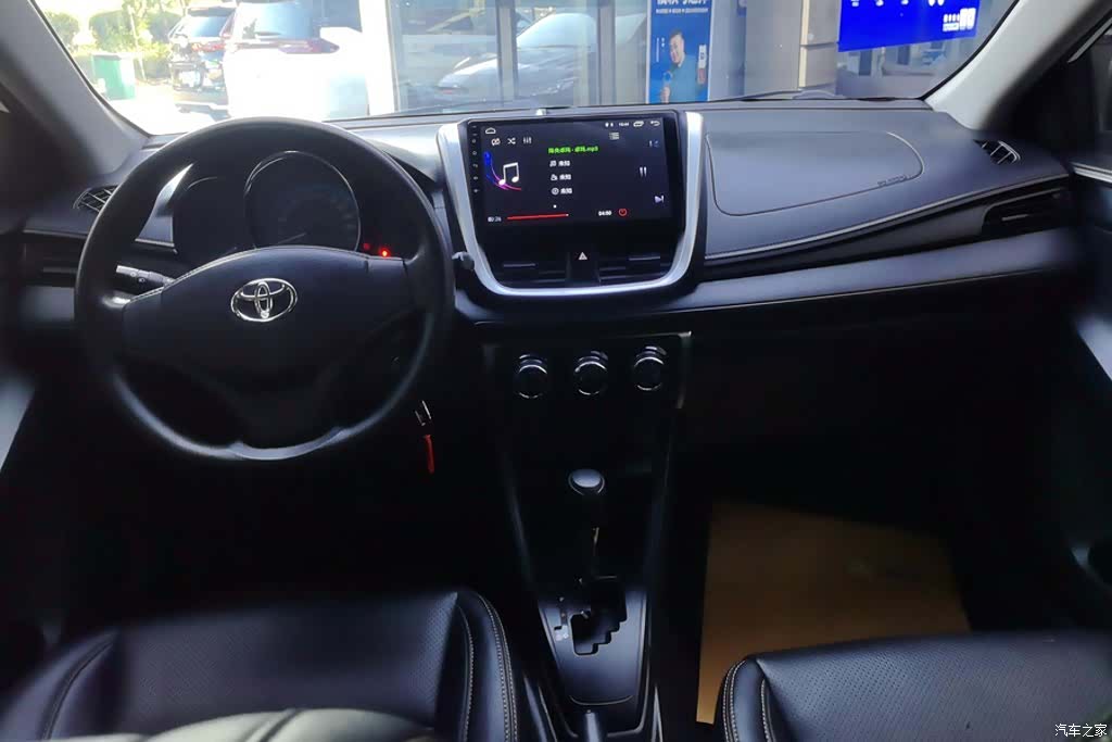Toyota YARiS L, 2019 12