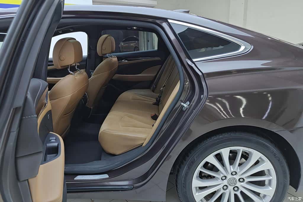 Buick LaCrosse, 2016 11