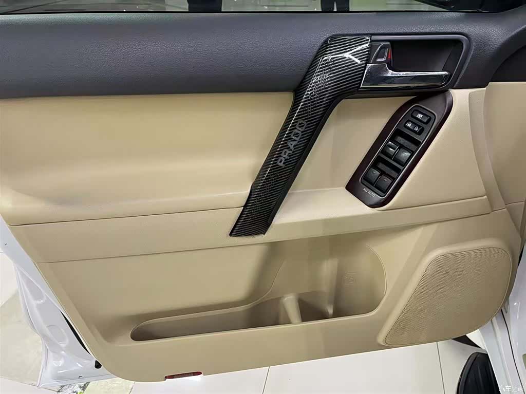 Toyota Prado, 2014 все фото