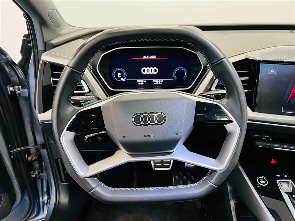 Audi Q4