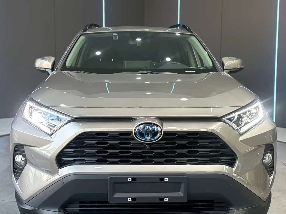 Toyota RAV4 Rongfang