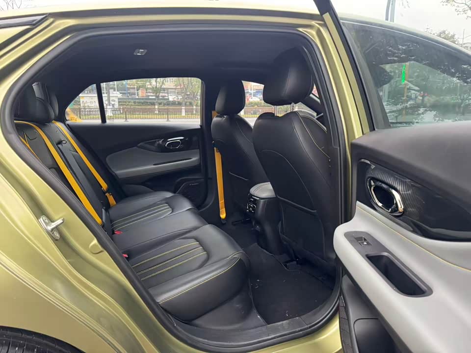 Trumpchi Shadow Leopard