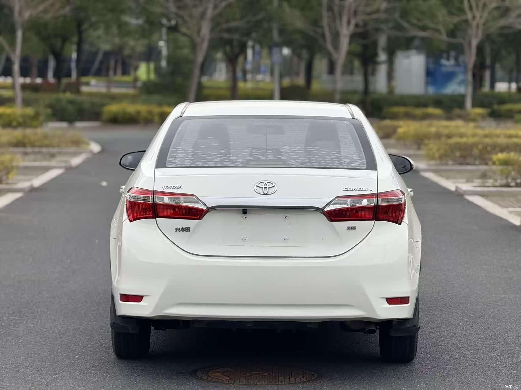 Toyota Corolla, 2015 все фото